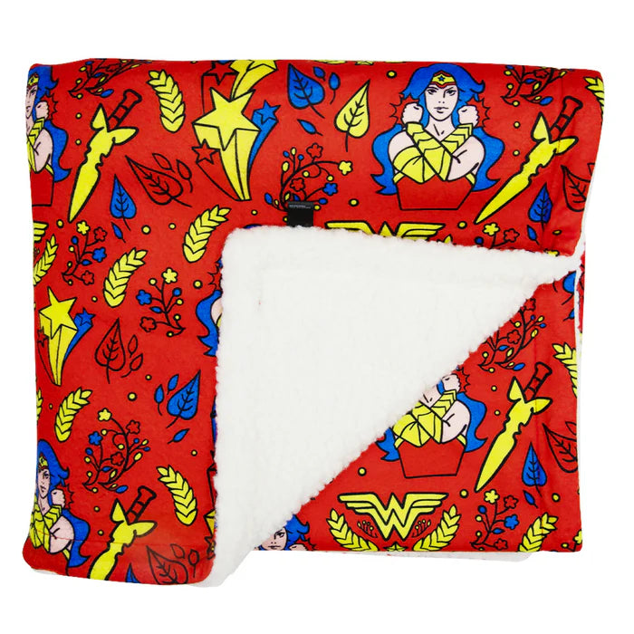 Wonder Woman™ - Modern Dog Blanket